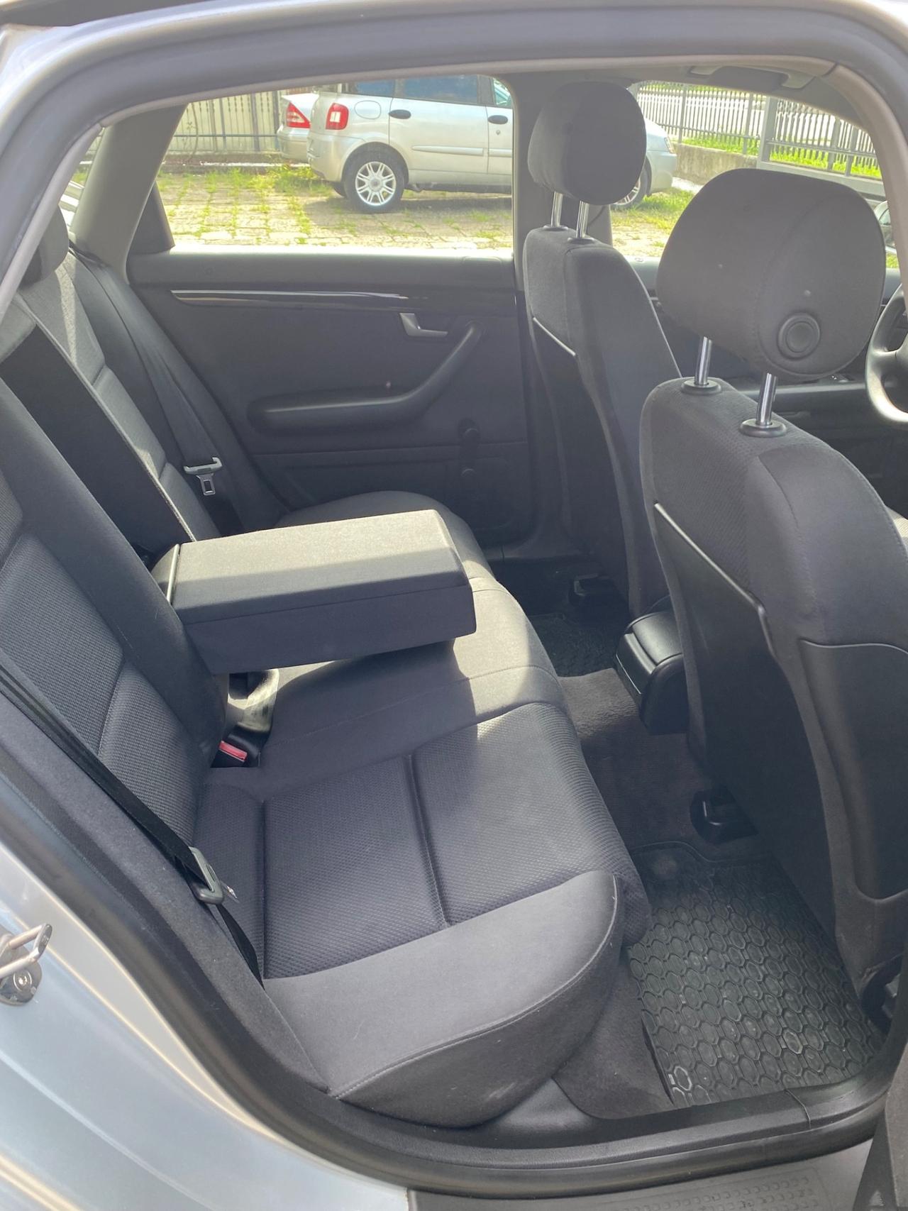 Audi A4 1.6 cat