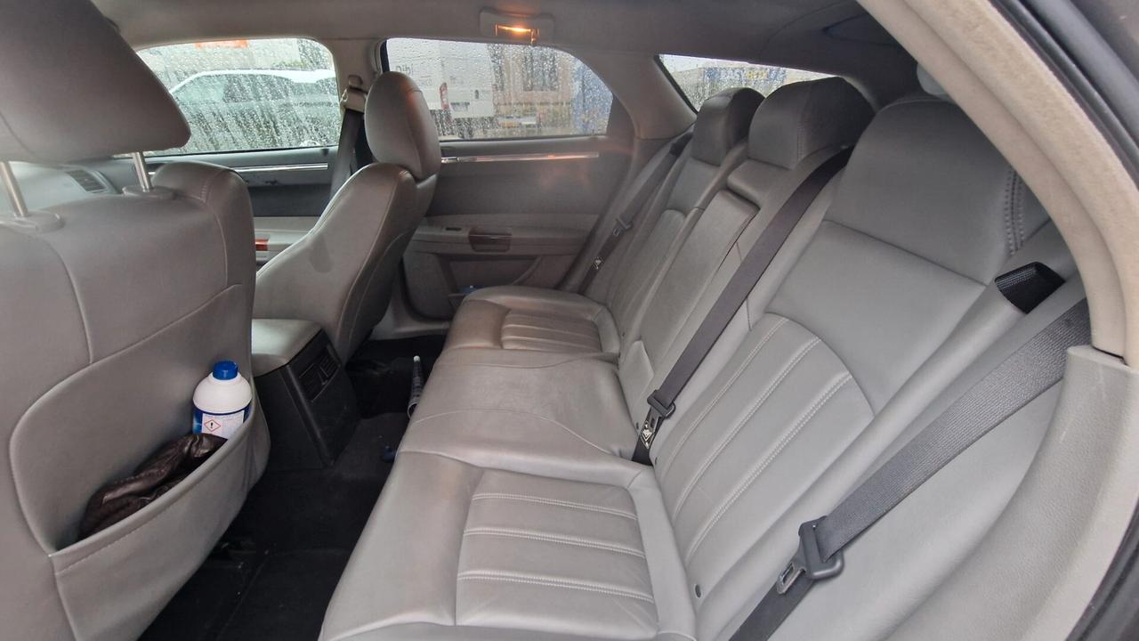Chrysler 300C 3.0 V6 CRD cat DPF Touring
