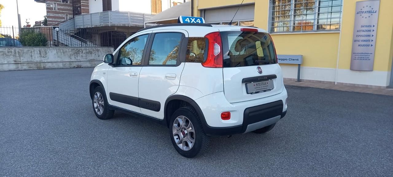 Fiat Panda cc. 1.300 MJT Turbodiesel 4X4 Trazione Integrale 5 Porte 5 Posti Euro 6B Utilizzabile anche per i Neopatentati.