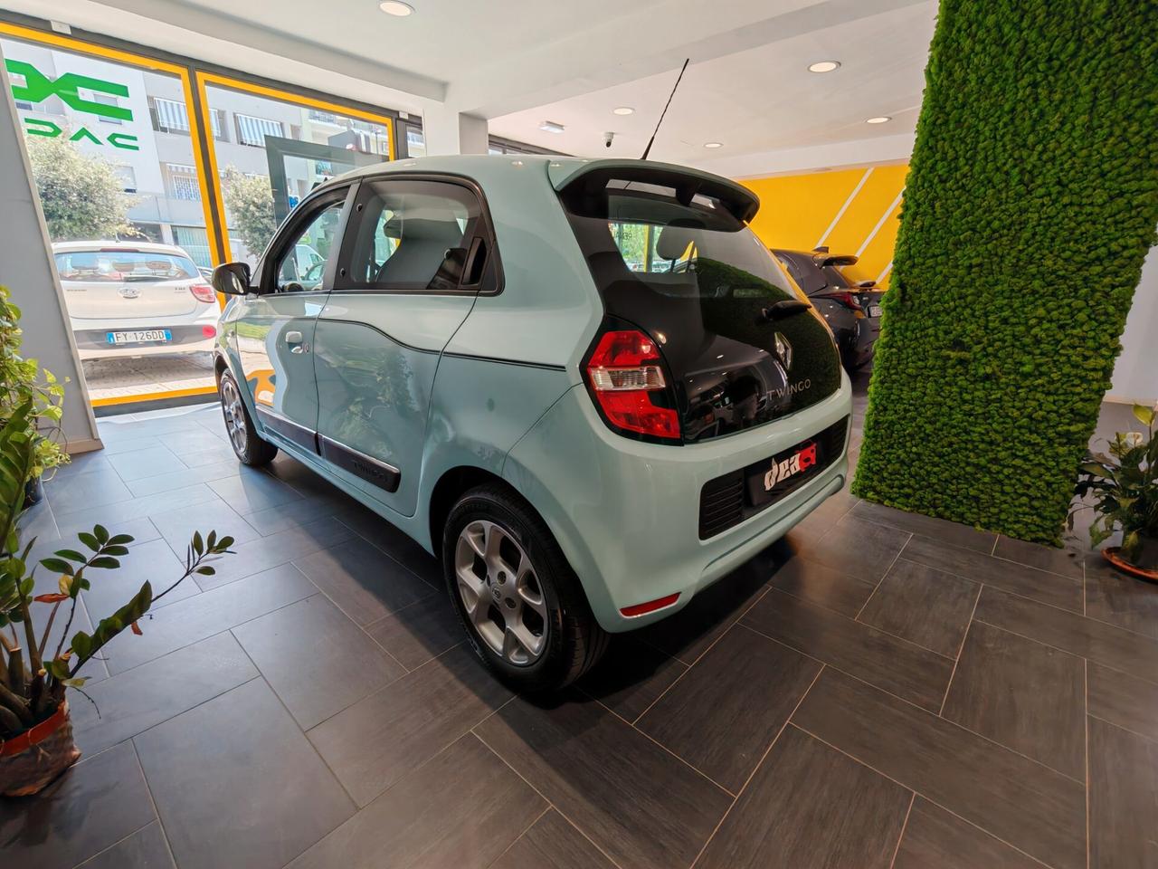 Renault Twingo 1.0 SCe Live