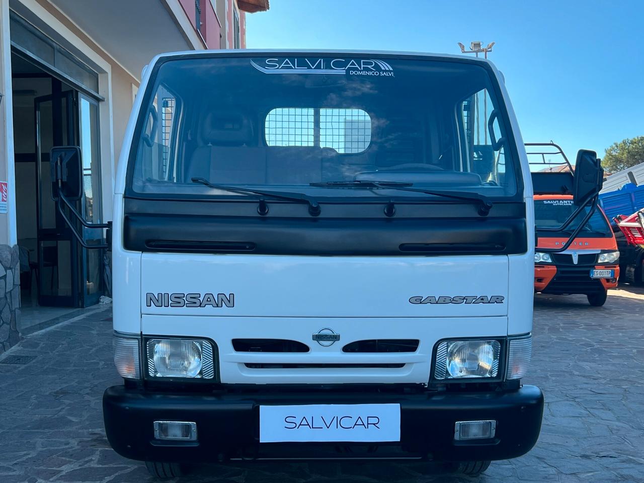 NISSAN CABSTAR RIBALTABILE TRILATERALE ANNO IMMATRICOLAZIONE 2002