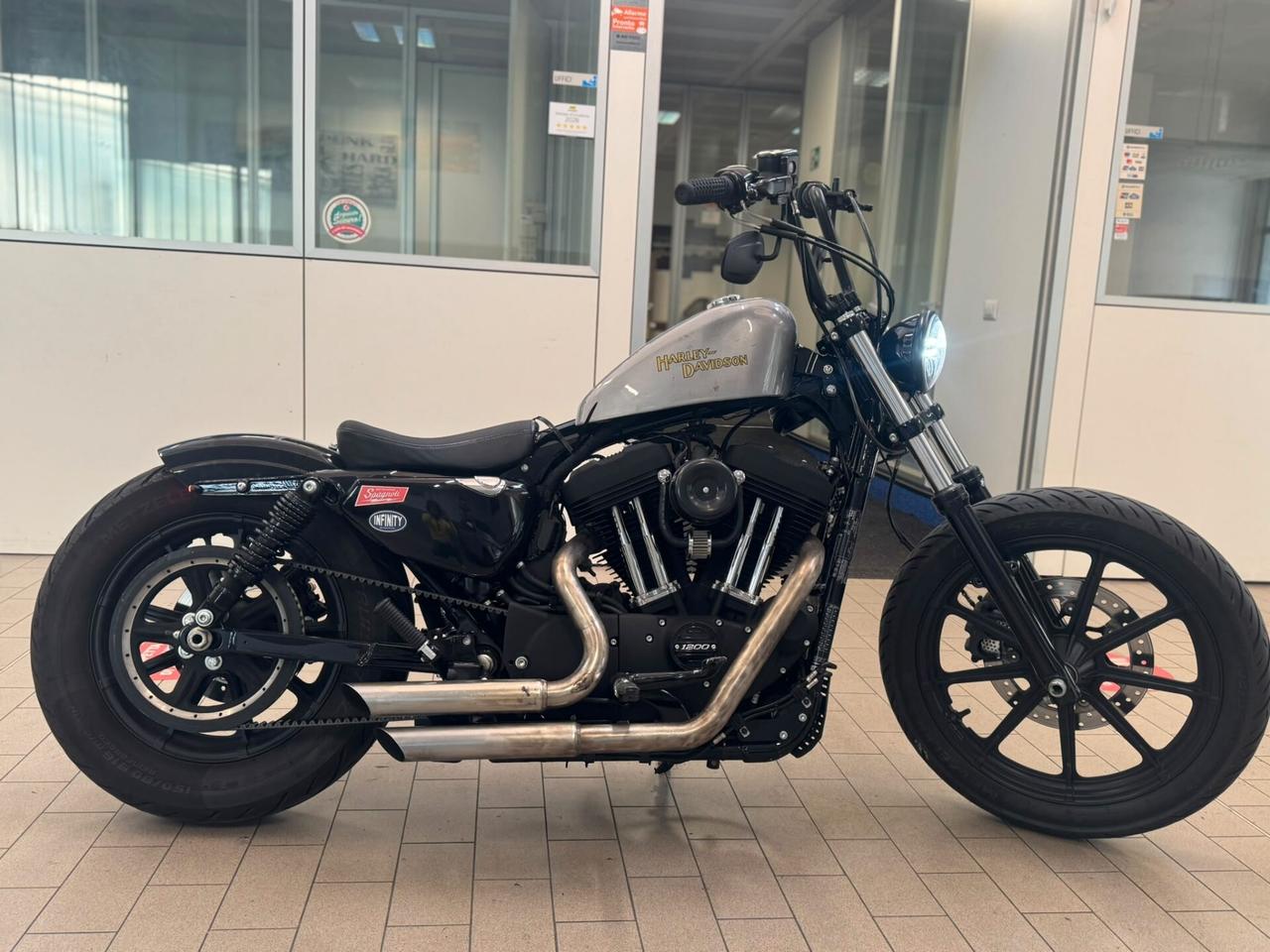 Sportster Iron 1200 devastante
