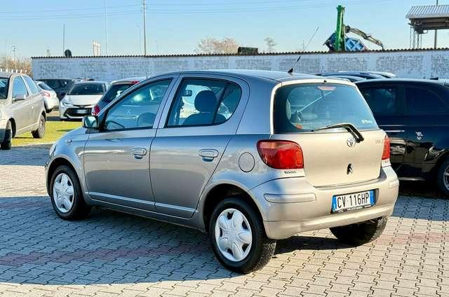 Toyota Yaris 5p 1.0 Expo c/clima