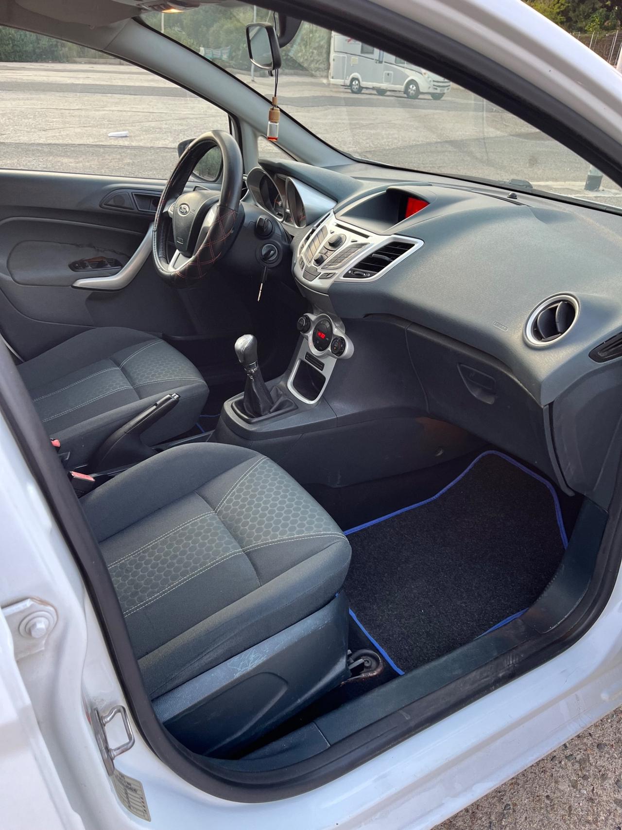 Ford Fiesta 1.2 82 CV 5 porte Titanium