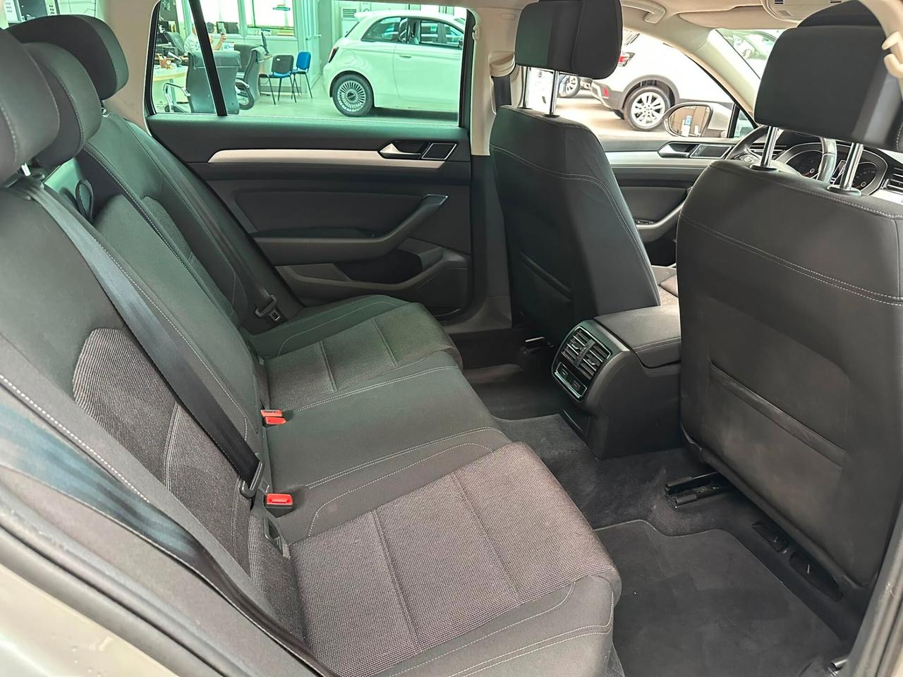 Volkswagen Passat Variant 2.0 TDI Business BlueMotion Tech.
