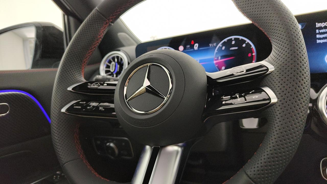 Mercedes-Benz GLA 200 d automatic