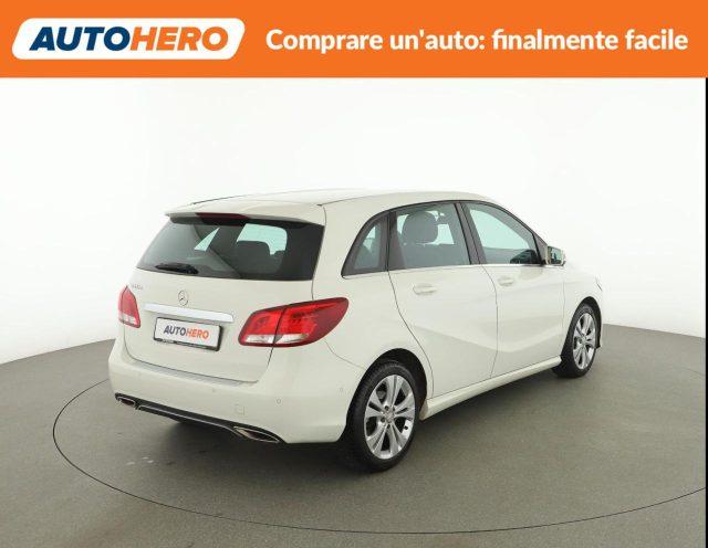 MERCEDES-BENZ B 180 d Sport