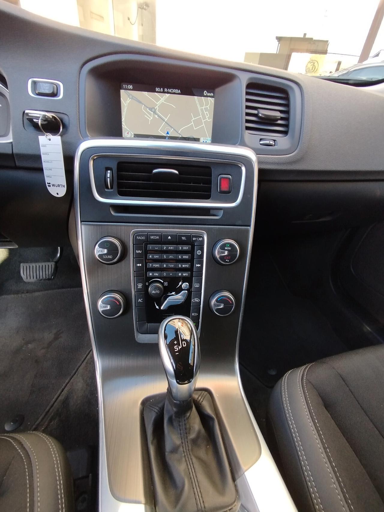 Volvo V60 D3 Geartronic Summum