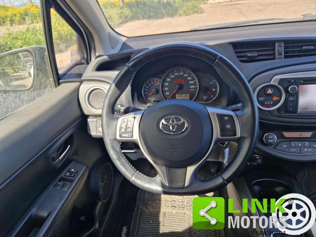 TOYOTA Yaris 1.0 5 porte