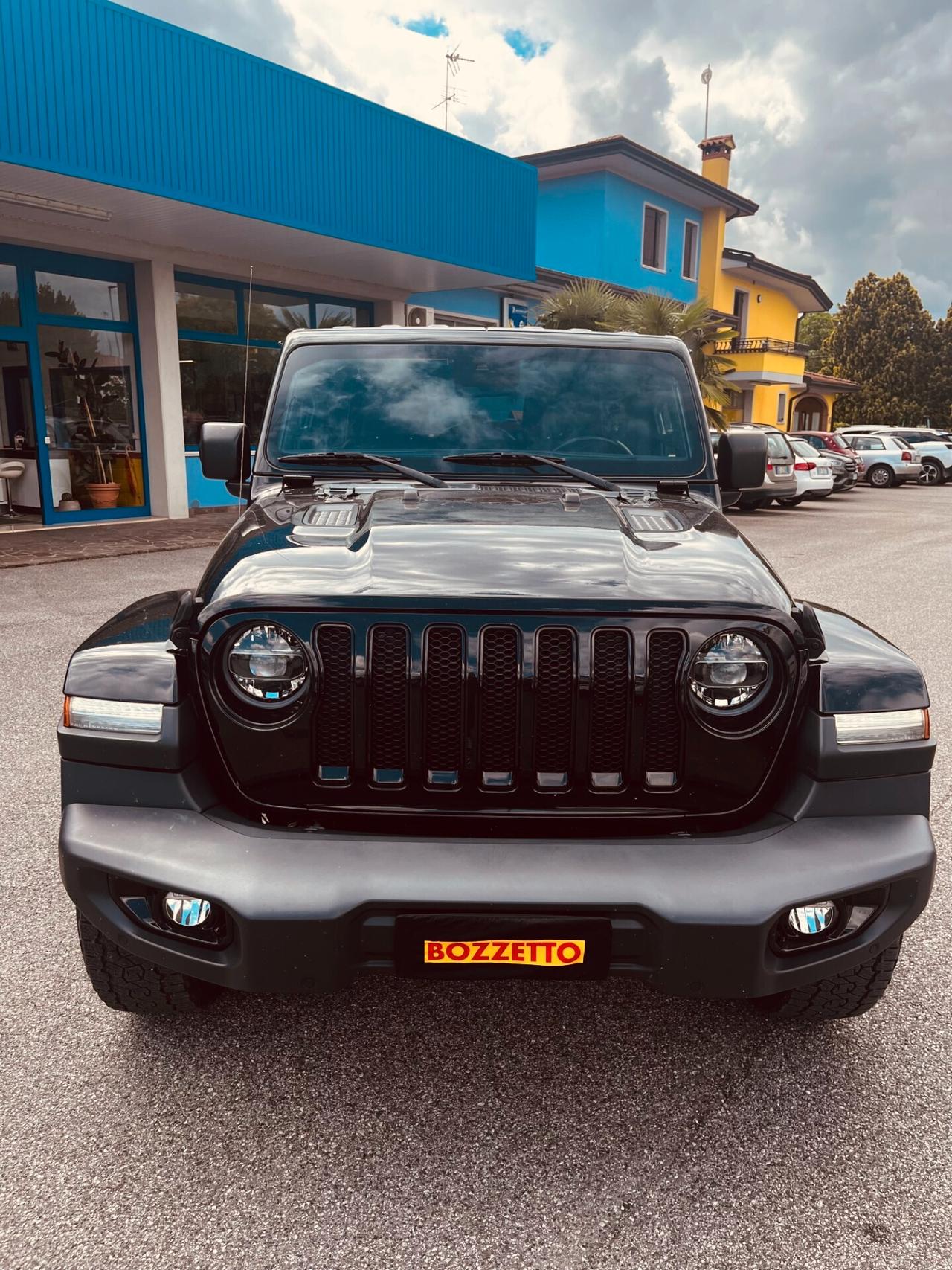 Jeep Wrangler Unlimited 2.2 Mjt II Sahara MOTORE NUOVO