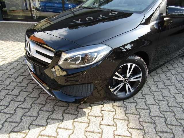 Mercedes-Benz B 180 d CAMBIO AUTO,FARI LED,NAVI,NEOPATENTATI