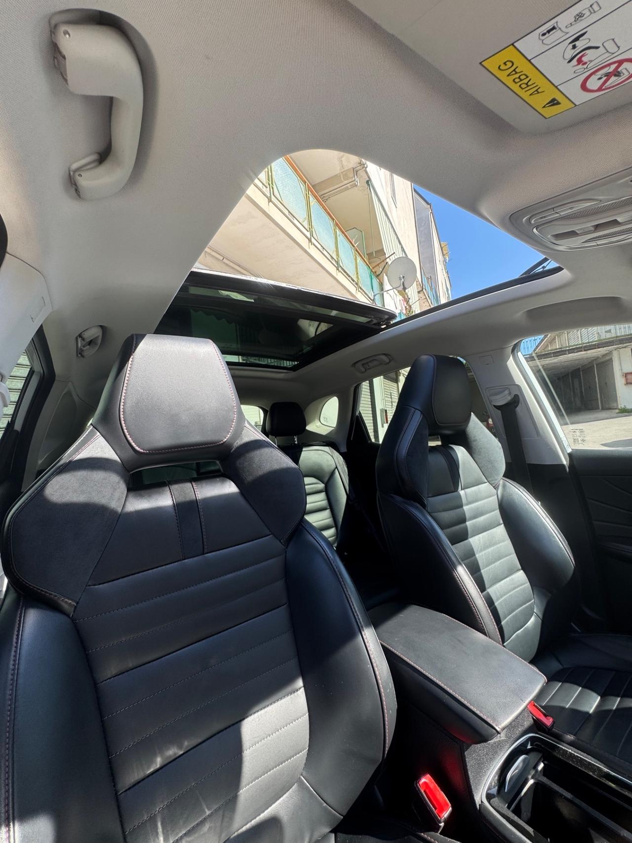 Mg EHS Plug-in Hybrid Luxury