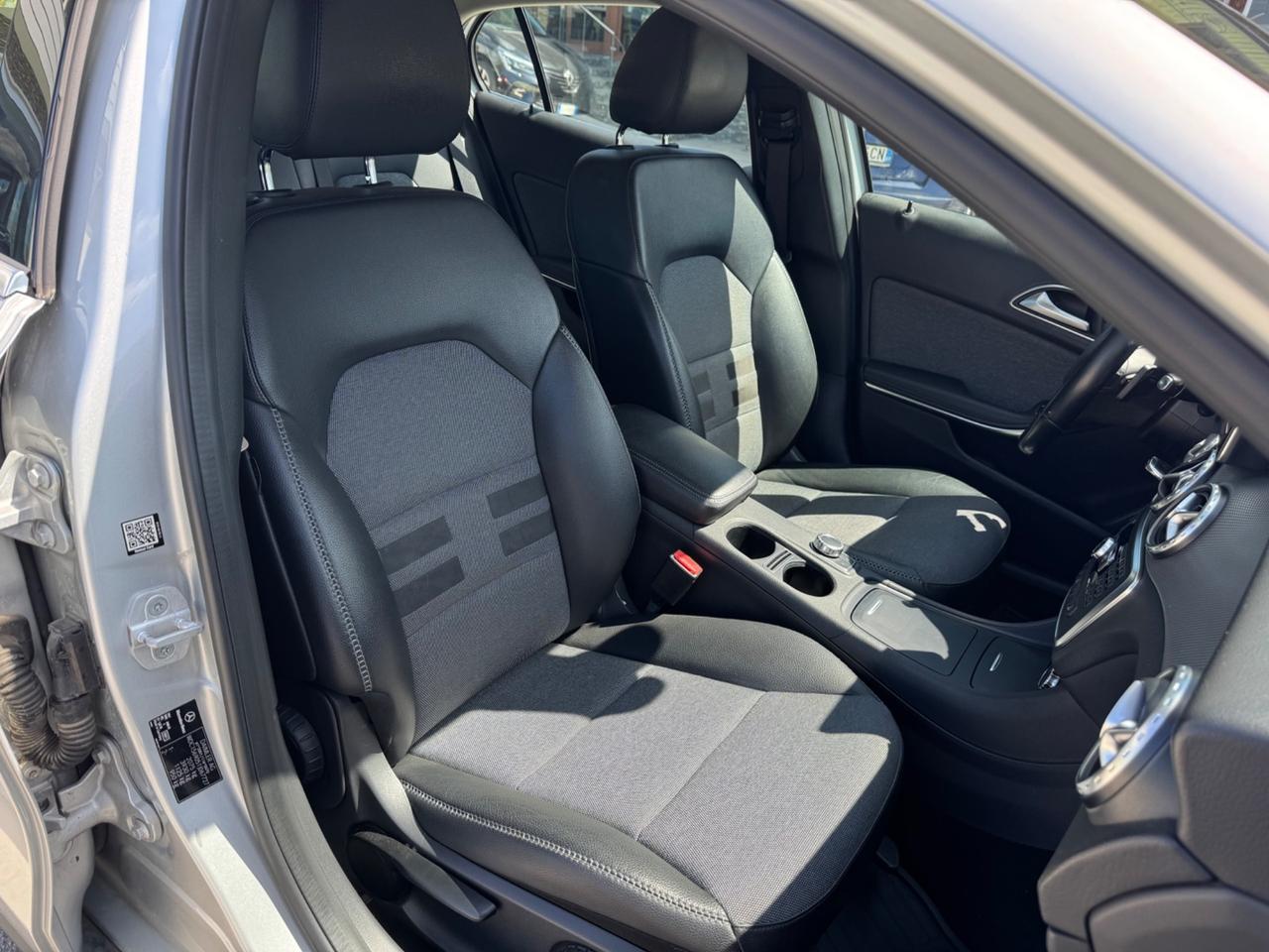 Mercedes-benz GLA 220 CDI Automatic 4Matic Sport