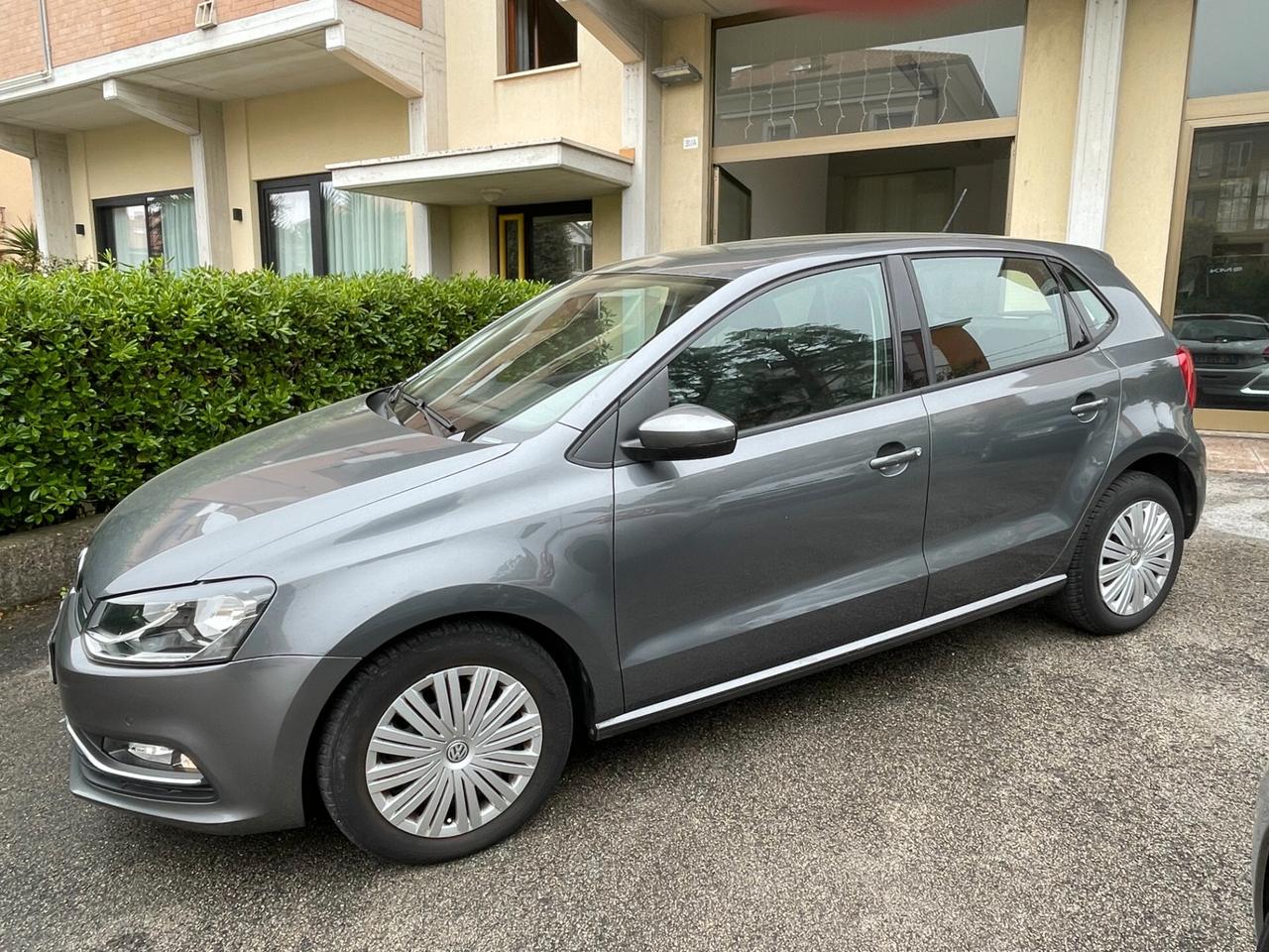Vw Polo 1.2 TSI 5p. Comfort line solo28000km