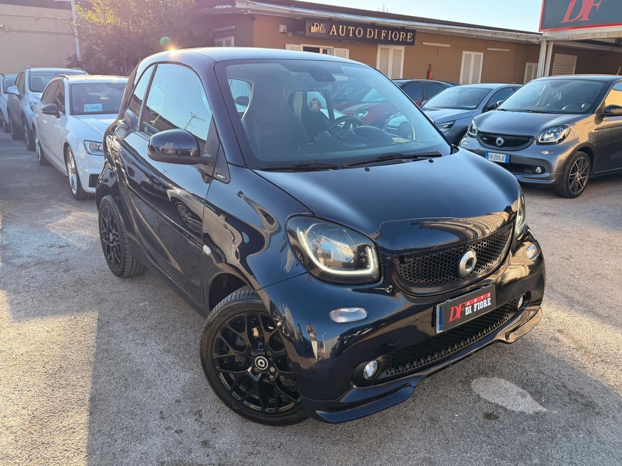 Smart ForTwo Parisblue Prime 1.0 71cv PACK BRABUS INTROVABILE !!!