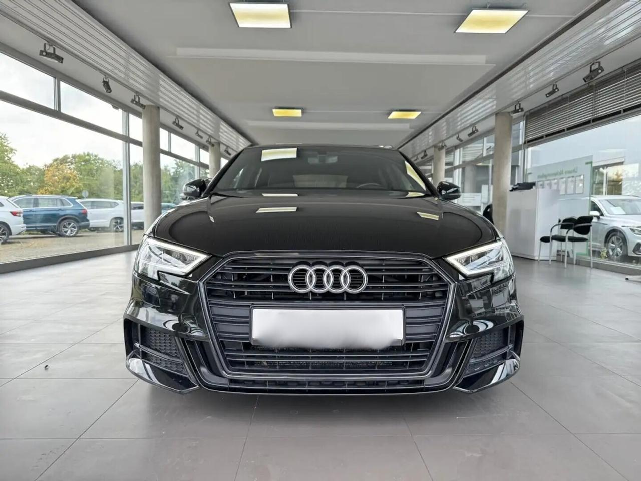 Audi A3 SPB 35 TFSI s line - S tronic