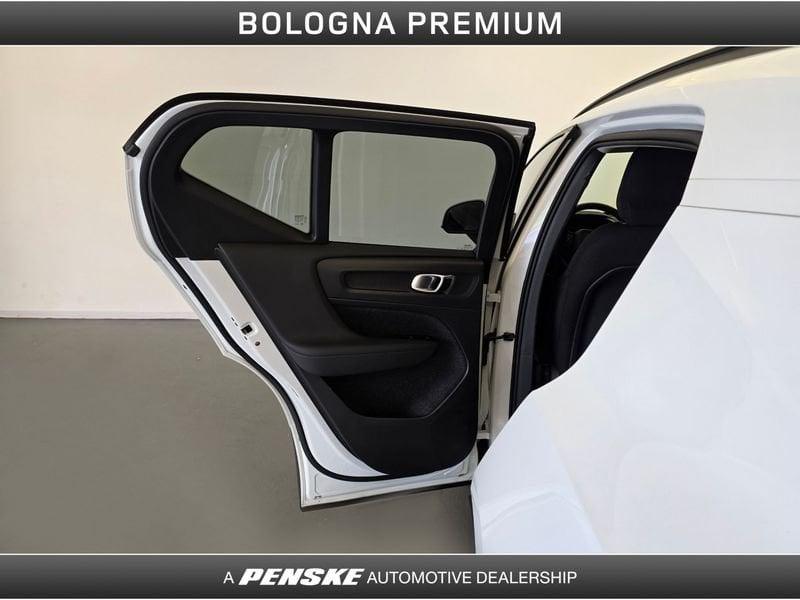 Volvo XC40 T2 Geartronic Momentum Core N1 - AUTOCARRO
