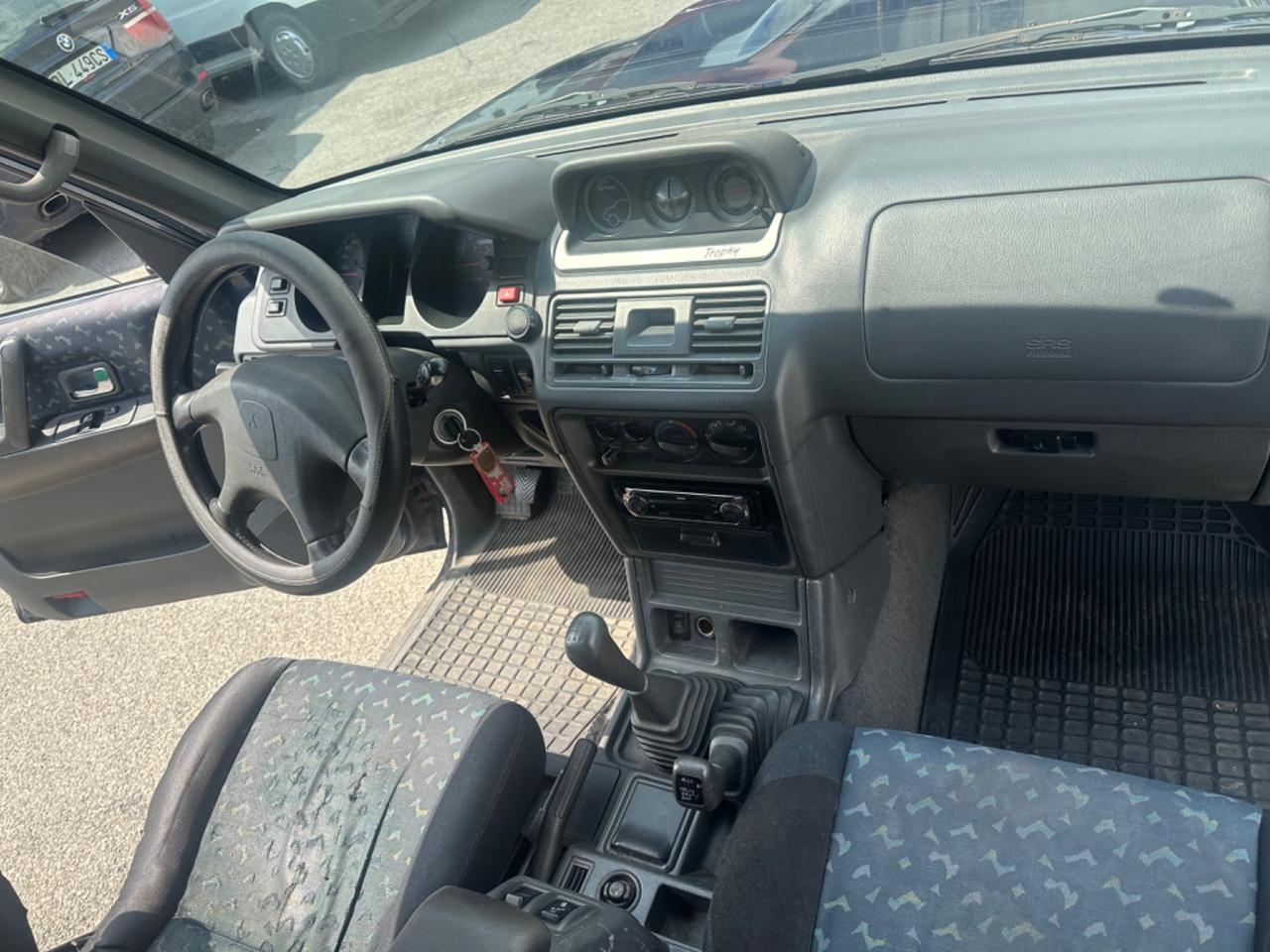 Mitsubishi Pajero 2.8 TDI Metal-top S.S. GLS