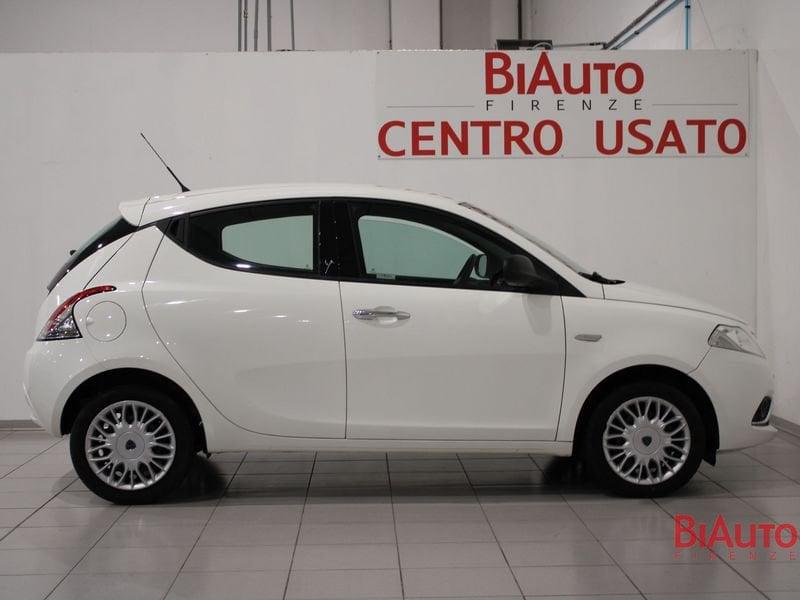 Lancia Ypsilon Ypsilon 1.2 69 CV 5 porte Silver