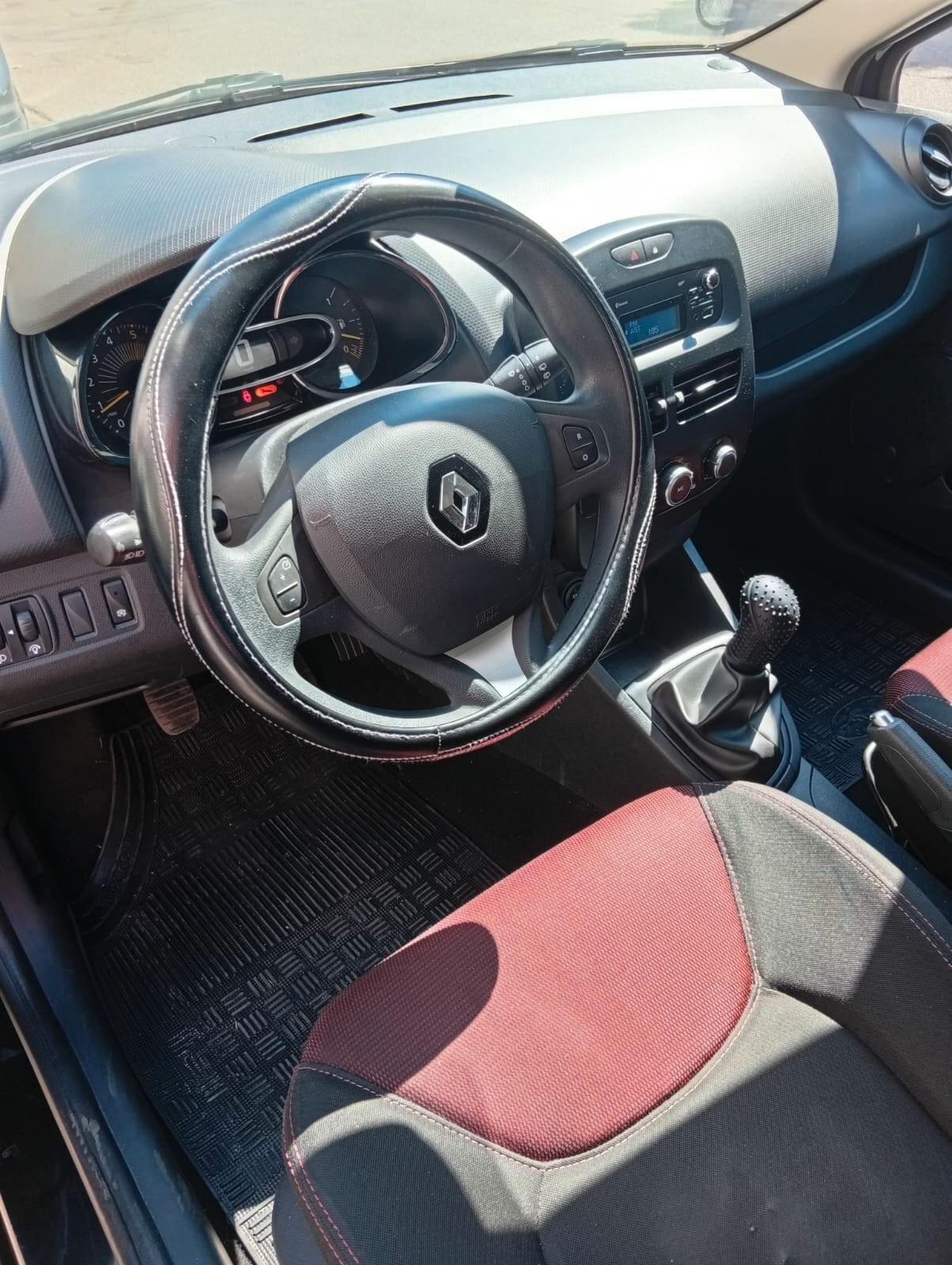 Renault Clio dCi 8V 75 CV Start&Stop 5 porte Energy Duel