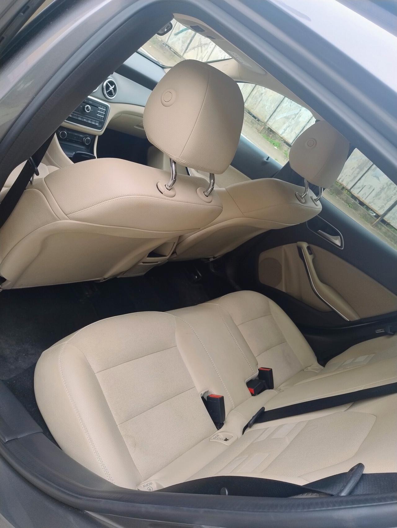 Mercedes Benz Gla 200 CDI 4matic Pelle