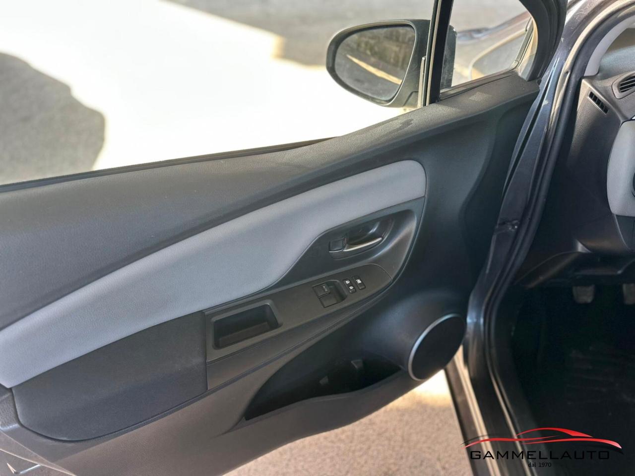 Toyota Yaris 1.0 Active 69cv