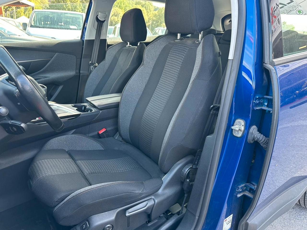 Peugeot 3008 BlueHDi 130 S&S Allure