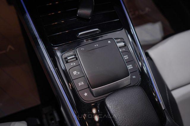 MERCEDES-BENZ GLB 180 d Automatic Premium