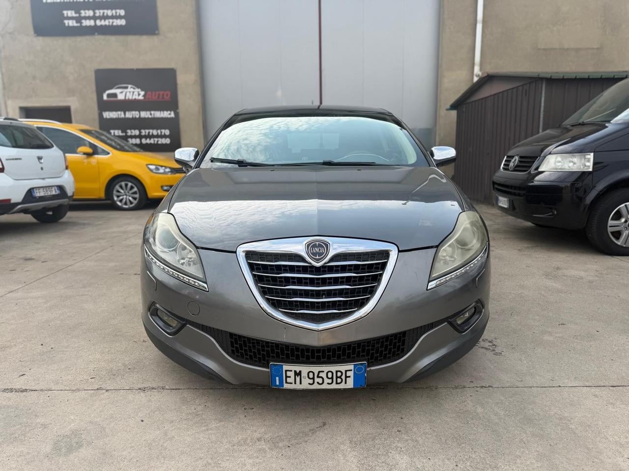 Lancia delta 1.6 diesel automatico anno 2012 km 247.000 ok neopatentati