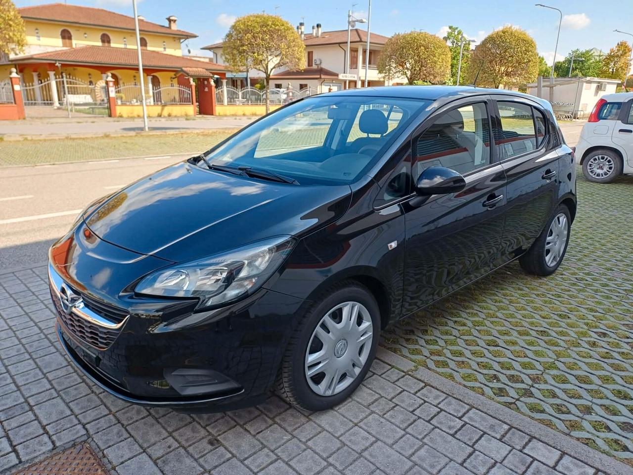 Opel Corsa 1.2 5 porte Innovation