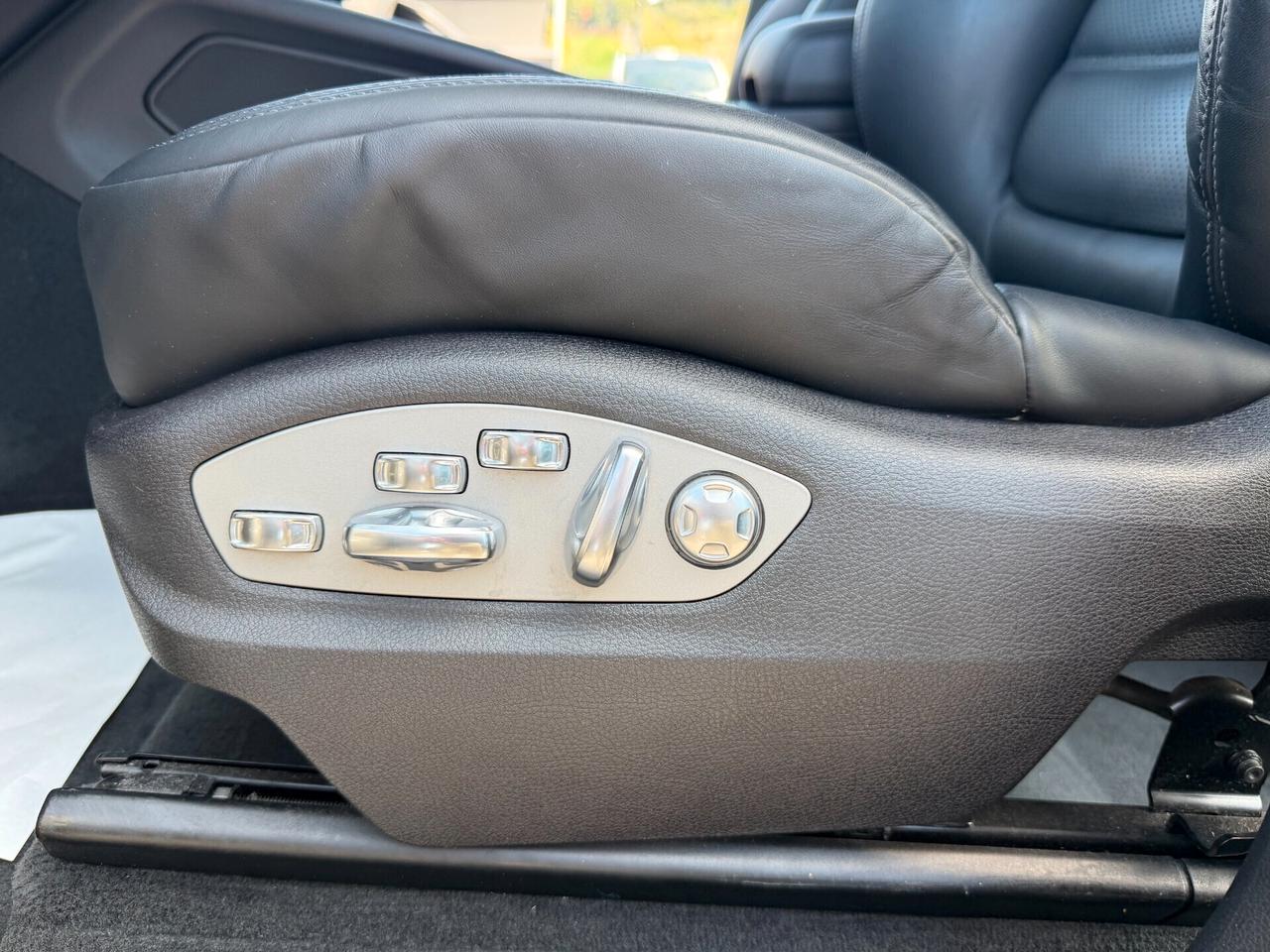 Porsche Macan 2.0 /TETTO/SCARICO/NAVI/21"/CARPLAY/LED/KM DOC