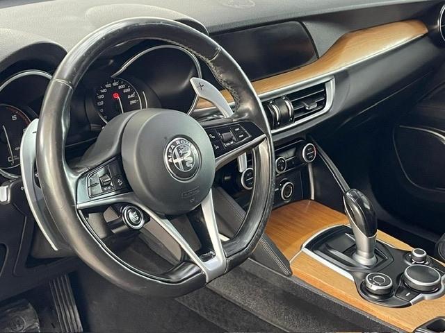 Alfa Romeo Stelvio 2.2 Turbodiesel 210 CV AT8 Q4 super