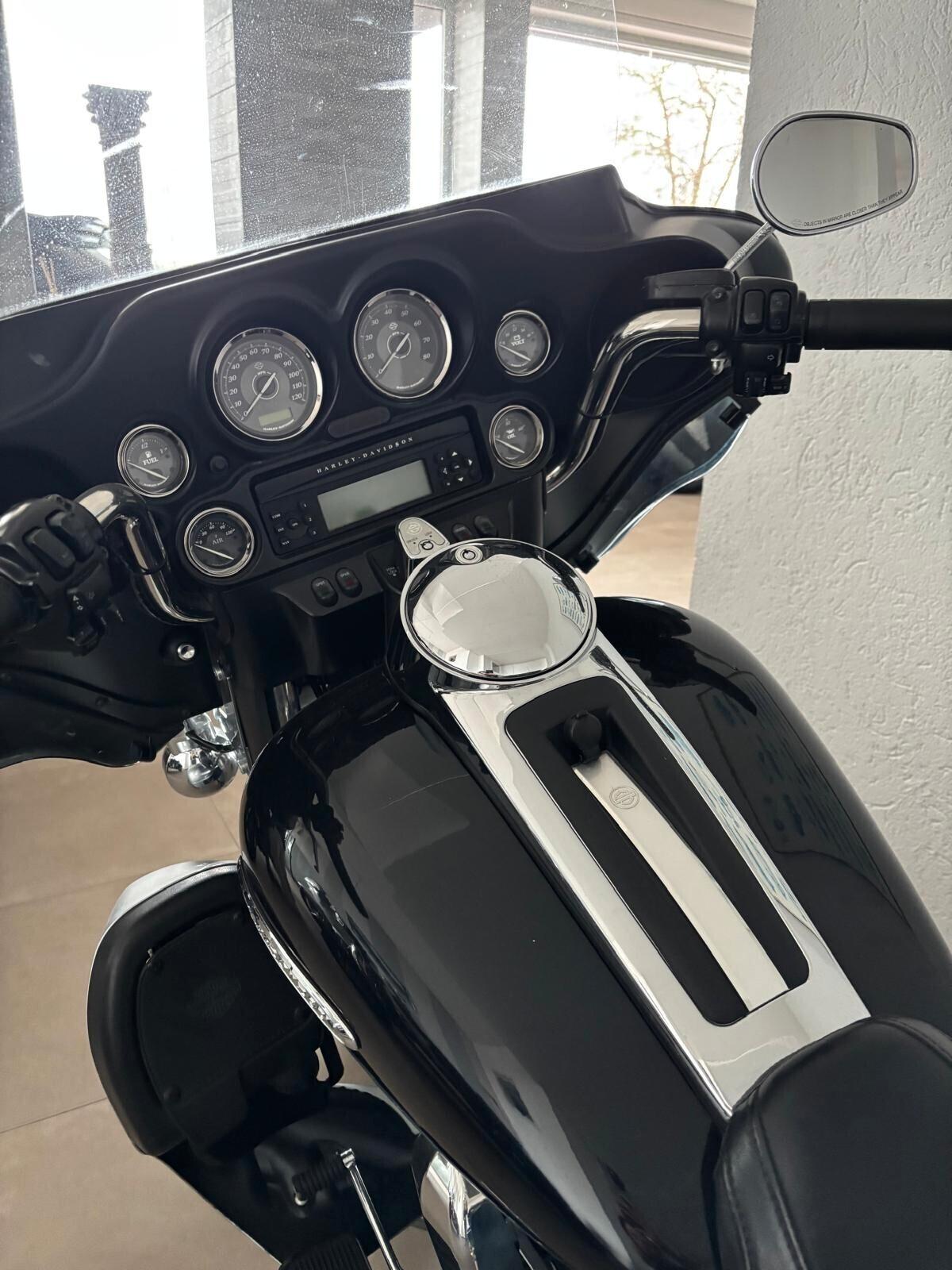 Harley-davidson Electra Glide