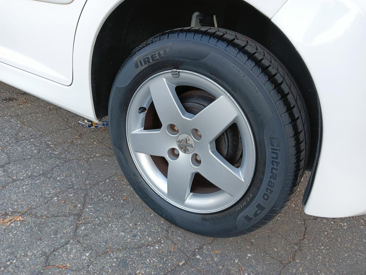 Peugeot 207 1.4 HDi 70CV Unico Proprietario