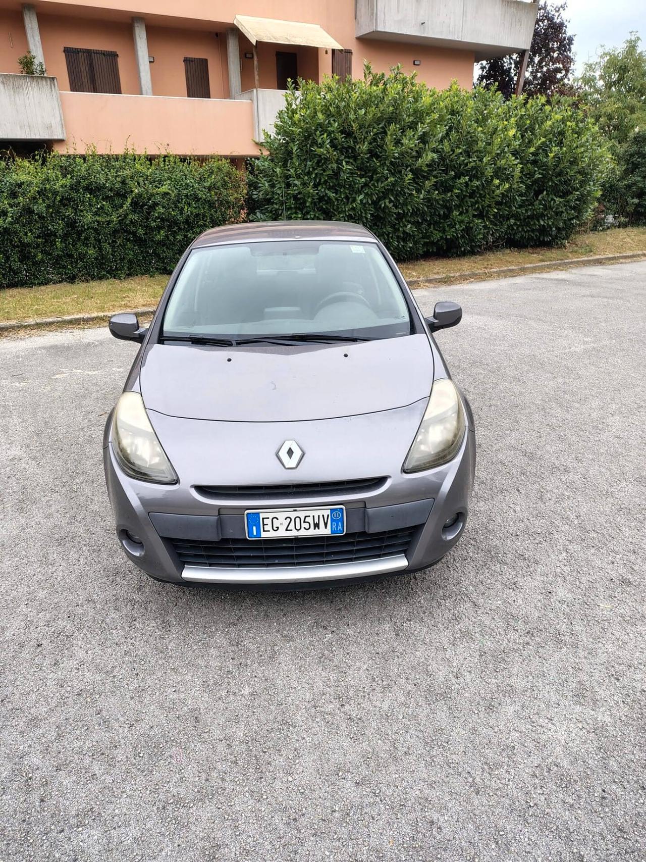 Renault Clio 1.2 16V 5 porte GPL Dynamique