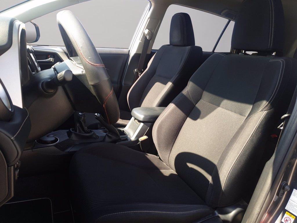 TOYOTA Rav4 2.0 d-4d active 2wd 124cv mt del 2014