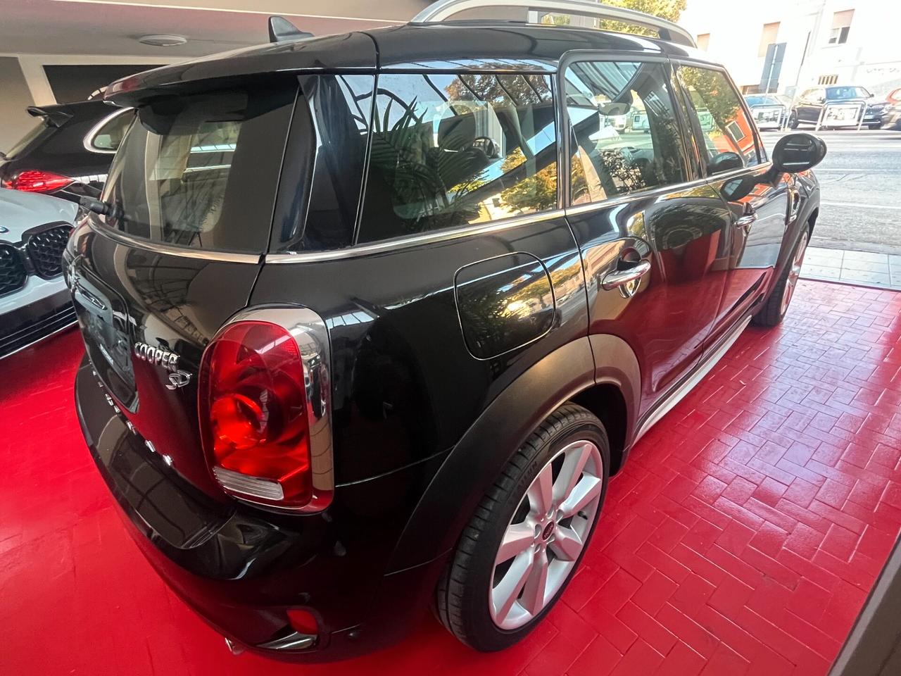 MINI COOPER SD COUNTRYMAN 2.0 BUSINESS AUTOMATICA NAVI CERCHI 19 XENO