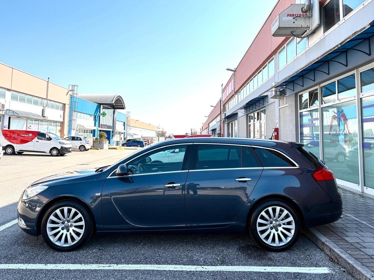 Opel Insignia 2.0 CDTI Sports Tourer Cosmo