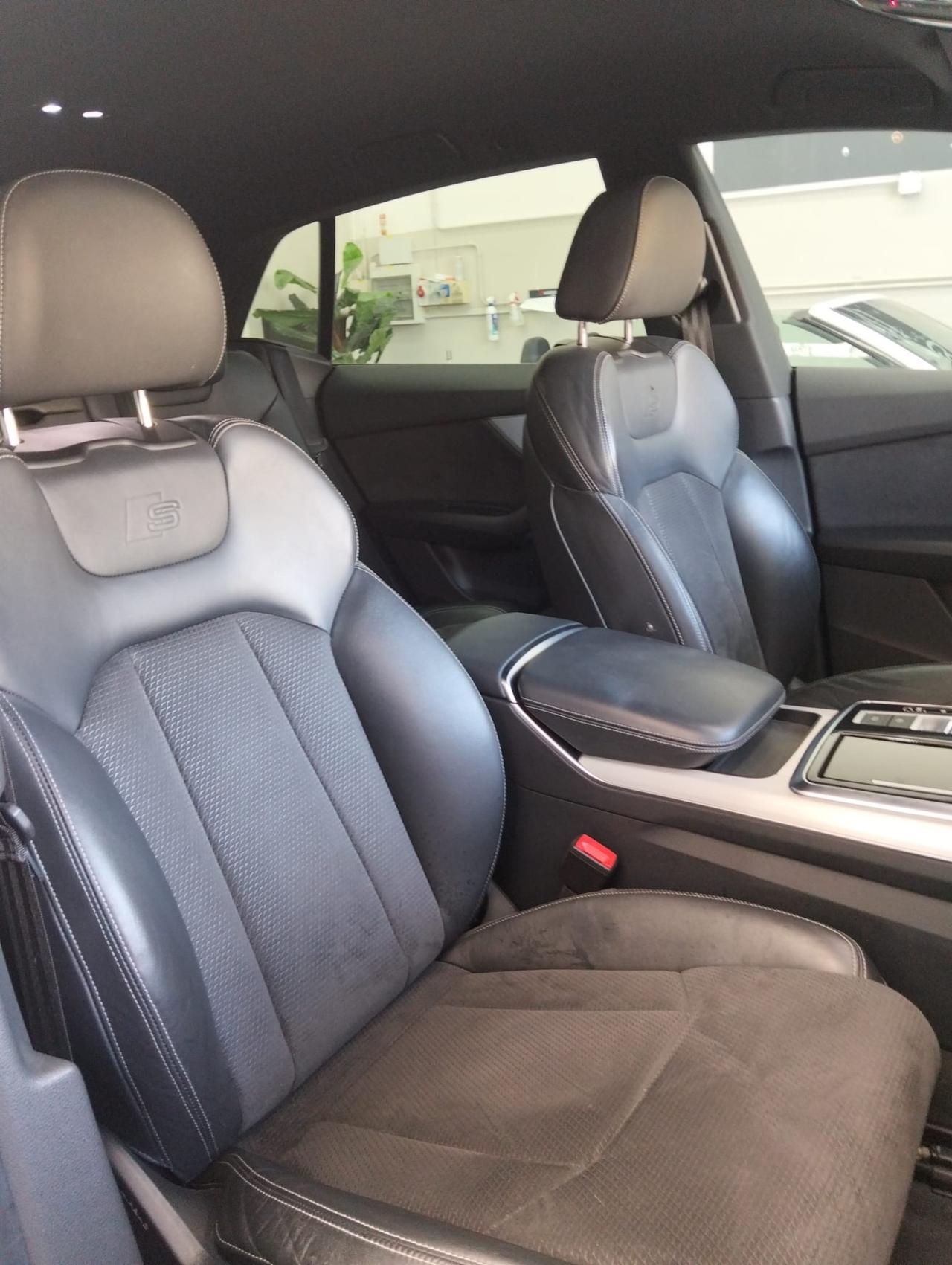 Audi Q8 45 TDI quattro tiptronic Sport