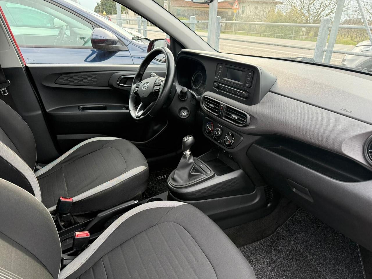 Hyundai i10 1.0 Benzina Neopatentati