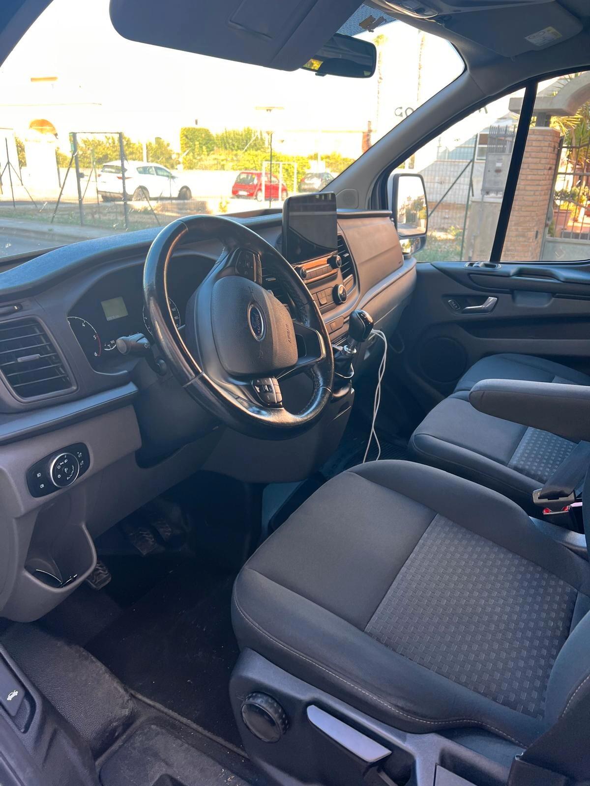 Ford Tourneo Custom Transit 9 posti