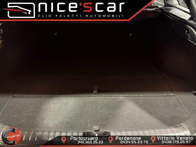 KIA ceed Ceed 1.6 CRDi 136 CV MHEV DCT SW Business Class