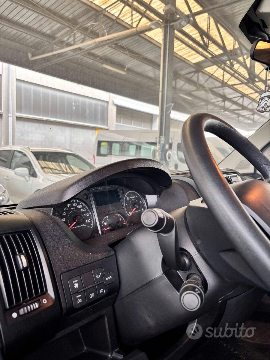 Peugeot Boxer L2H2 140 CV trasporto disabili