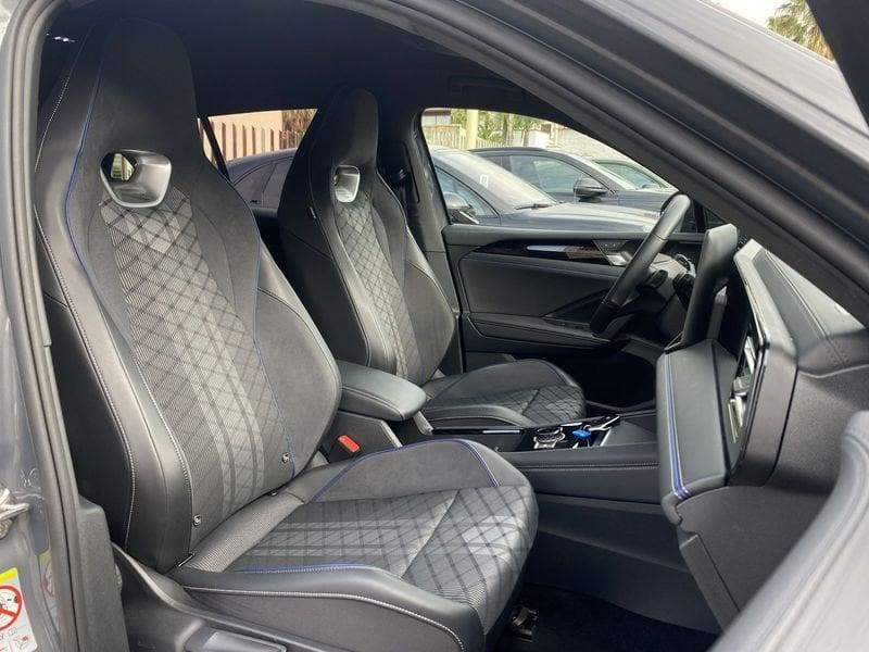 Volkswagen Tiguan R-Line 2.0 TDI 150CV DSG