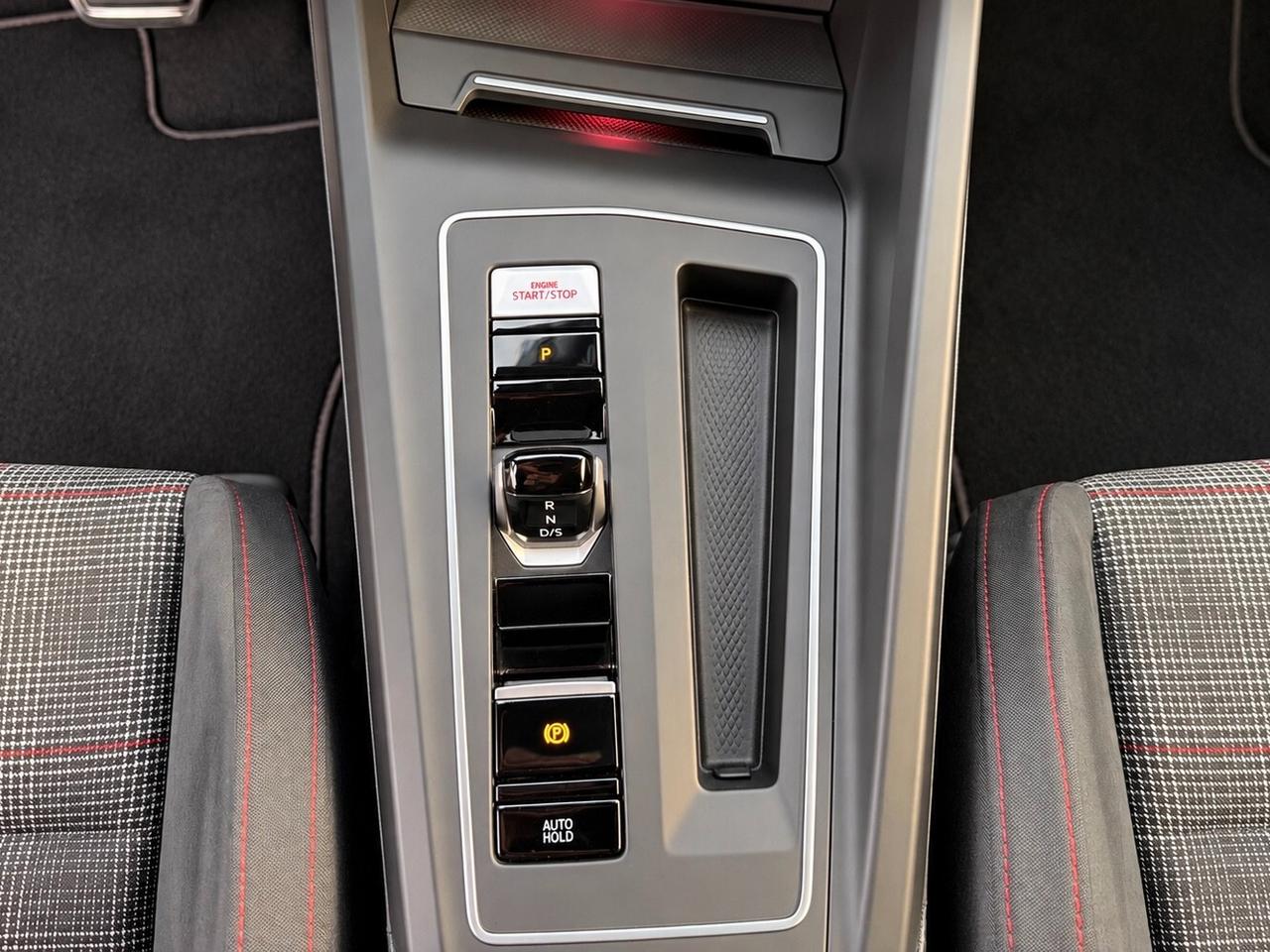 Volkswagen Golf GTI 2.0 TSI | GARANZIA 12 MESI
