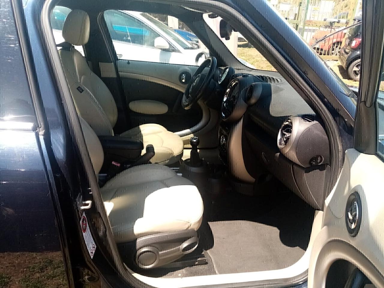 MINI 1.6 COOPER D COUNTRYMAN