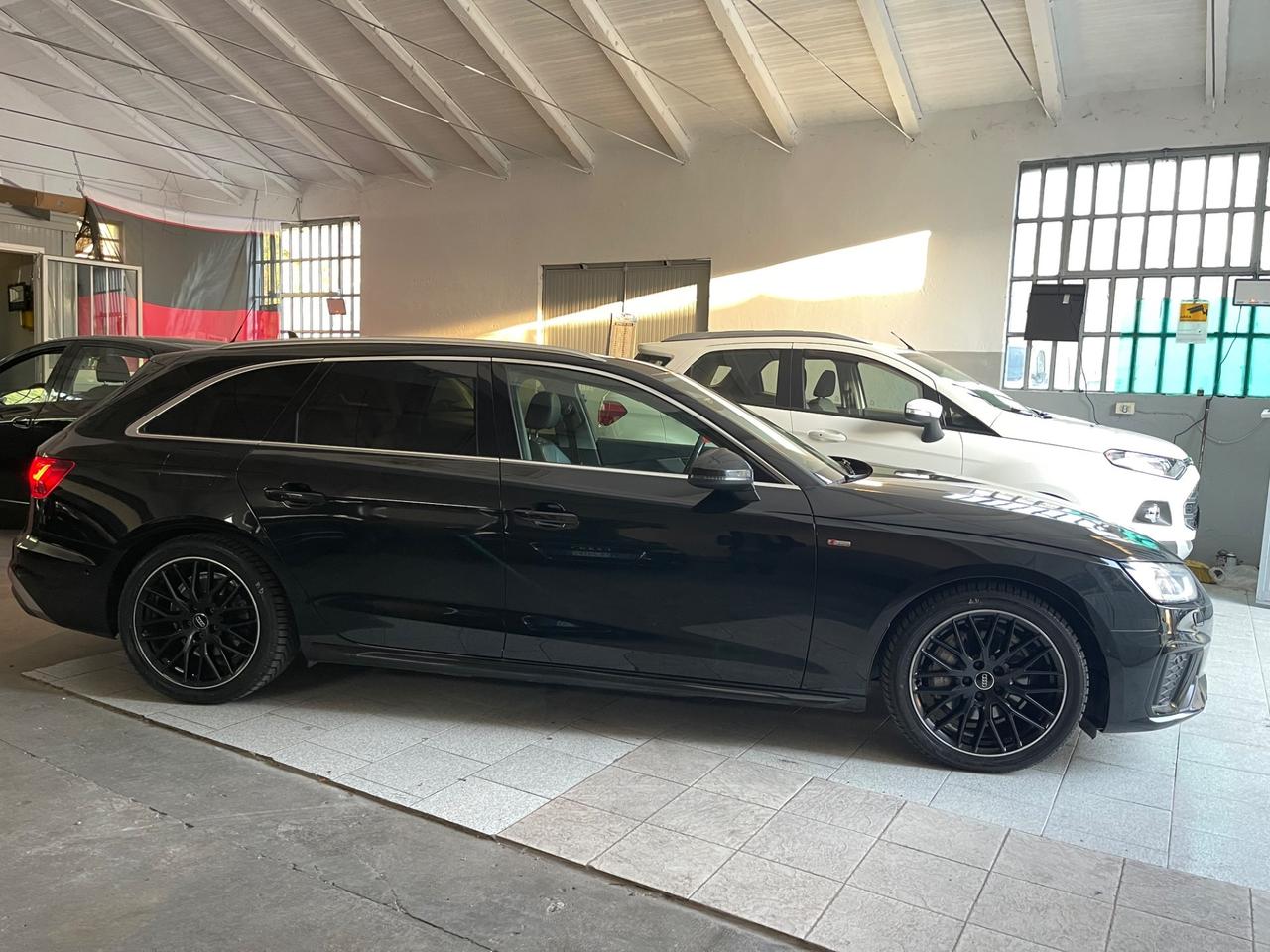 Audi A4 Avant 40 TDI quattro S tronic line edition