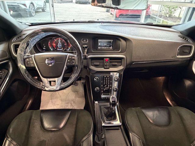 VOLVO V40 V40 II1.6 d2 R-design Kinetic (r-design)