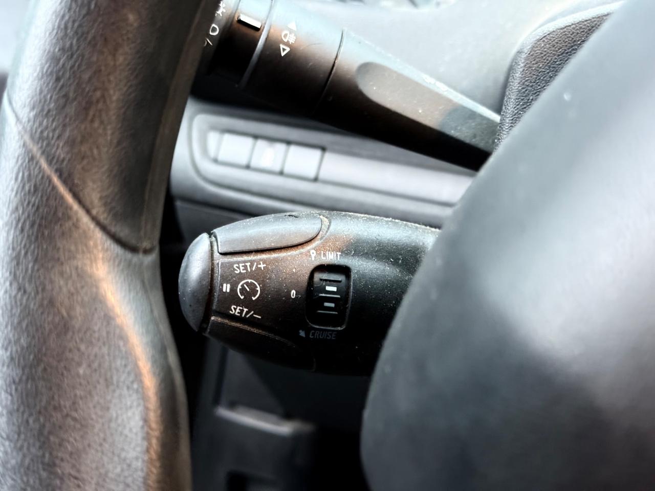 Peugeot 208 BlueHDi 75CV EURO6B INCIDENTATA