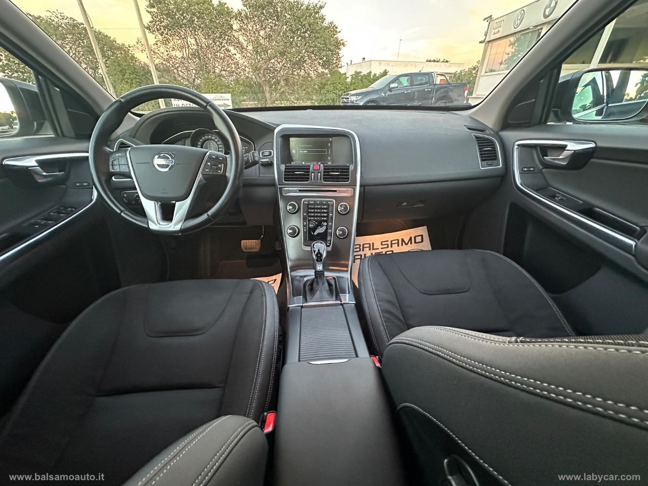 VOLVO XC60 AWD 2.4D Momentum
